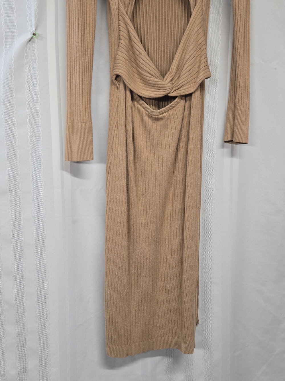 SOFIA JEANS BY SOFIA VERGARA  Ribbed Long Sleeve V-Neck Maxi Dress - Tan SIZE L - Picture 6 of 11